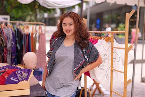 hot chubby filipina|Filipinas Share What They Love About Having a Curvy Body.